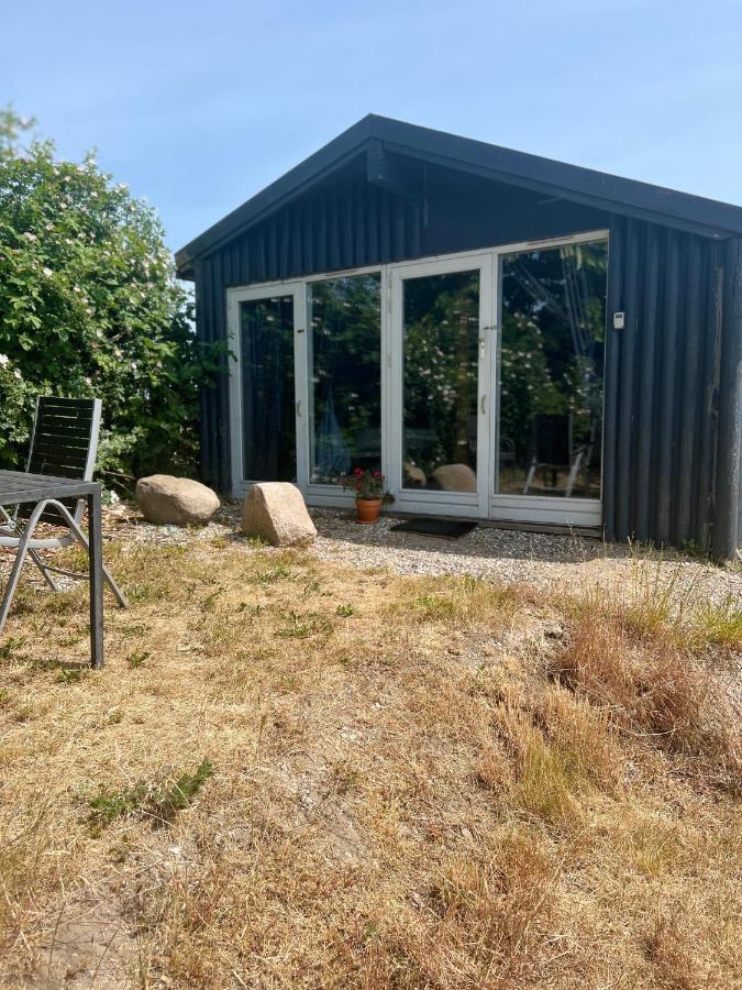 Hotel Hytte I Forste Raekke Til Fjord Holbæk Exterior foto